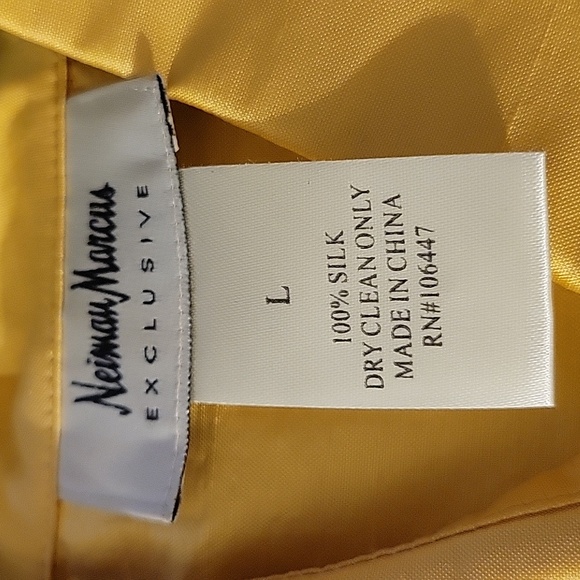 Neiman Marcus Exclusive Yellow Shirt - Picture 15 of 16